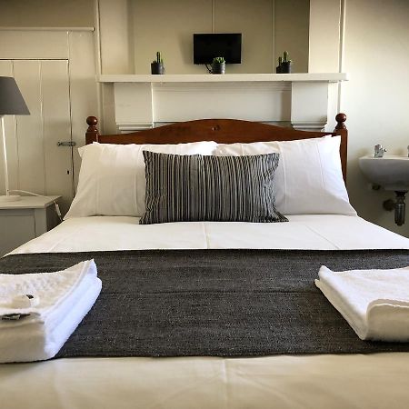 Cornwall Hotel Мунта Экстерьер фото